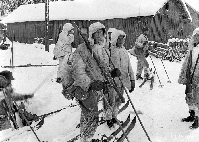 Финские лыжники