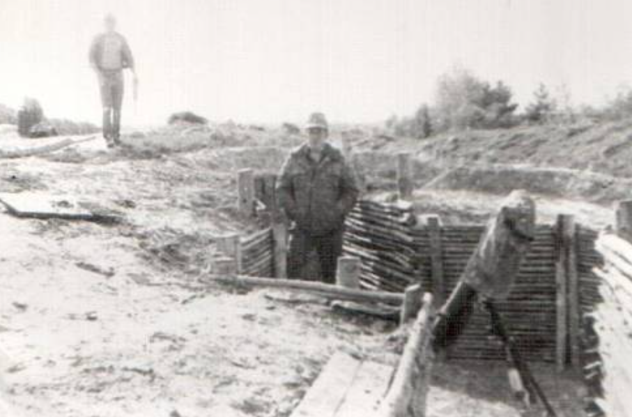 На позиции расчета минбата советской пограничной мотоманевренной группы. ДРА, 1984 год