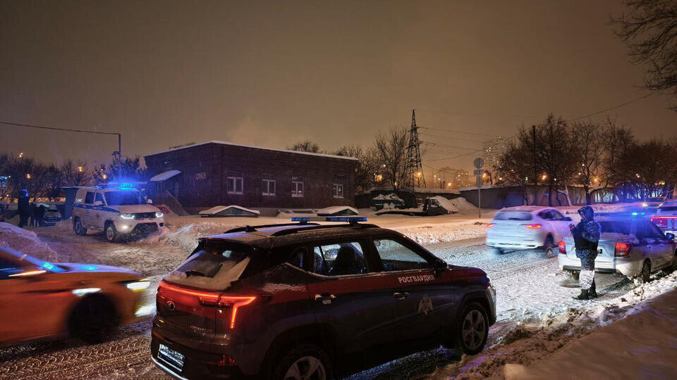     Короткое замыкание произошло на подстанции в Москве ИЗВЕСТИЯ