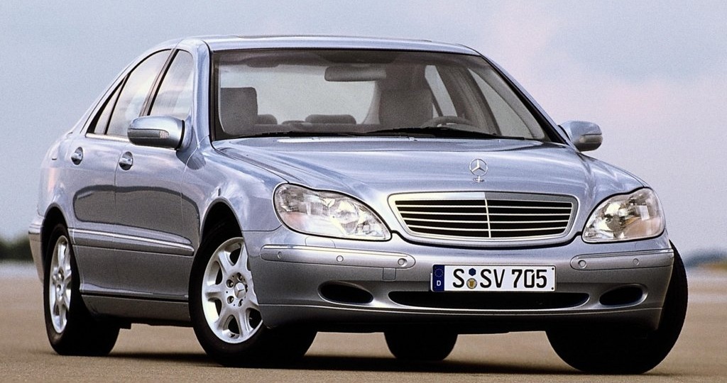 Mercedes-Benz S-Class W220: Король умер, да здравствует король? Или как купить S-класс по цене Лады и не сойти с ума 👑📉