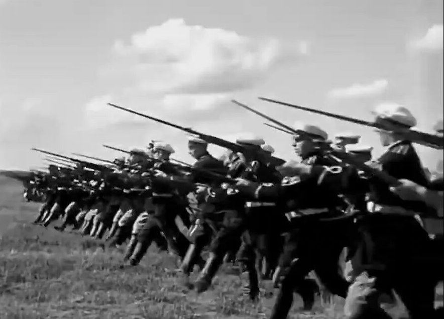 Белогвардейцы. Кадр из х/ф "Чапаев"