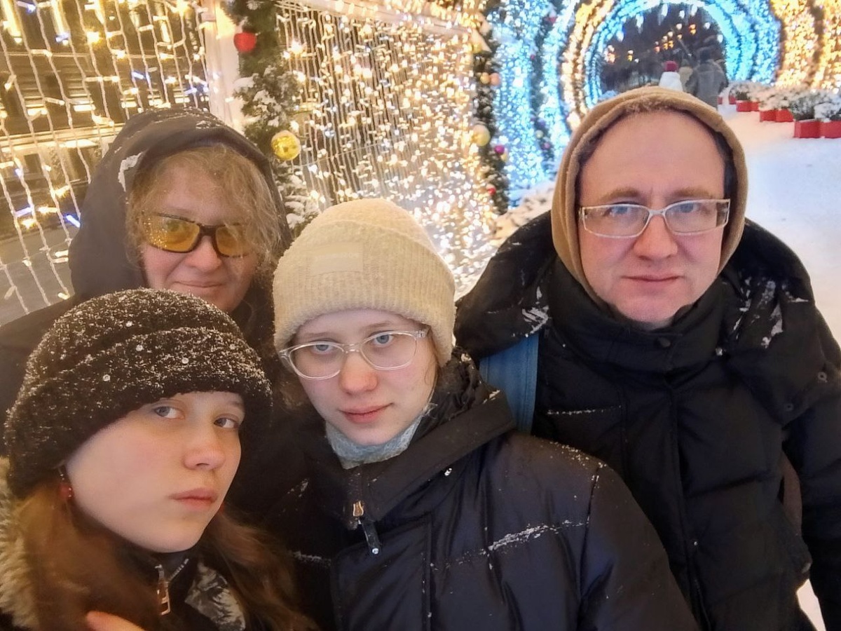 Замело и замерзли