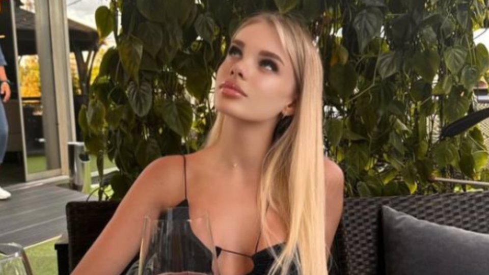     Избитая модель Тартанова согласилась на мировую с экс-бойфрендом Instagram*/model_moskva__m