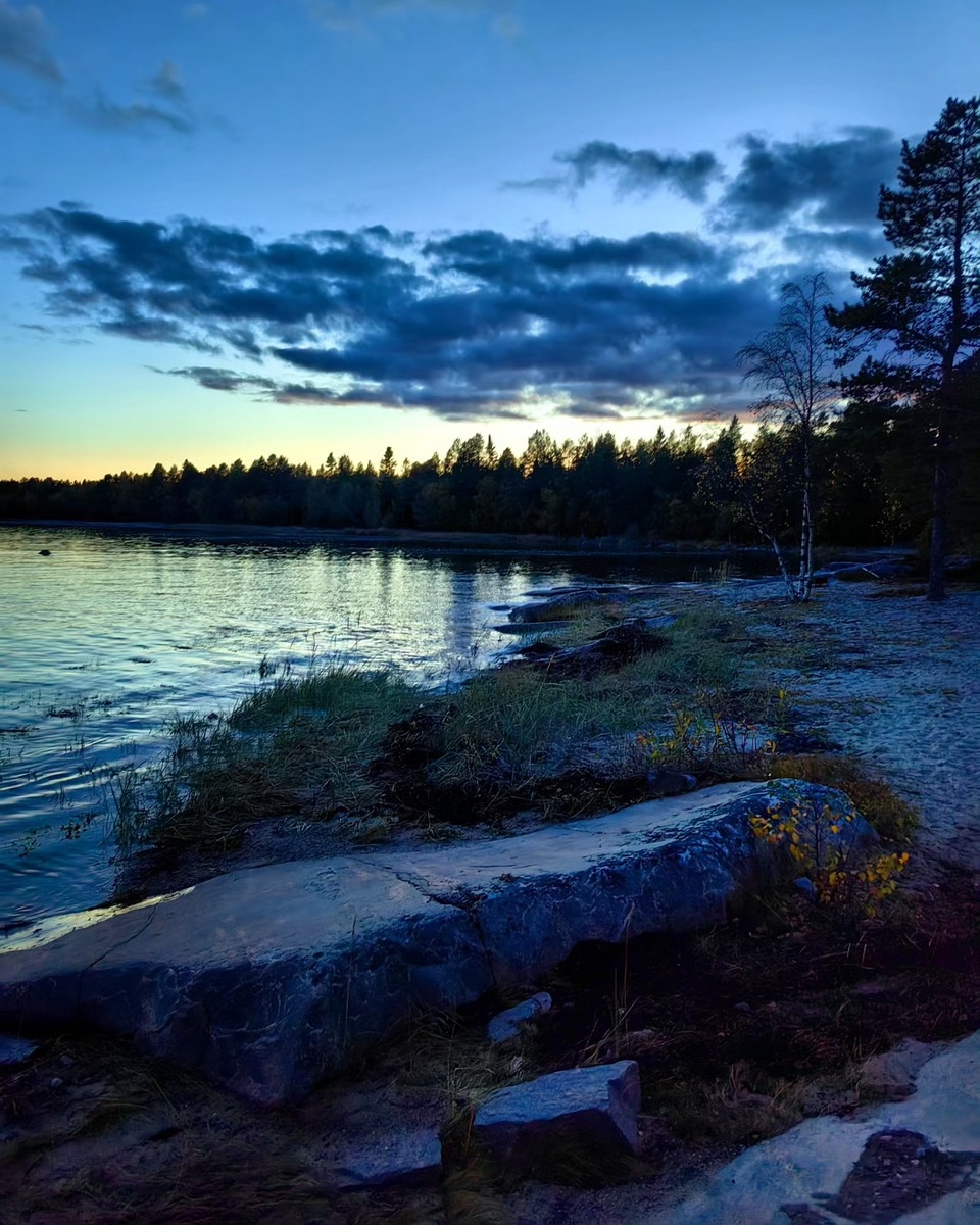 Белое море вечером. Тишина, романтика русского севера.