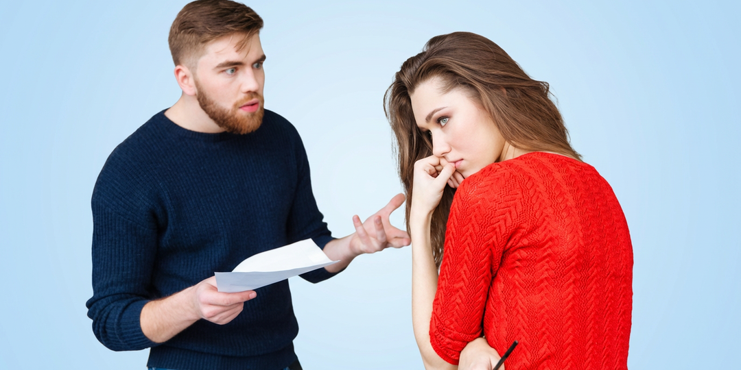Это уже не про любовь: 9 тревожных признаков нездоровых отношений