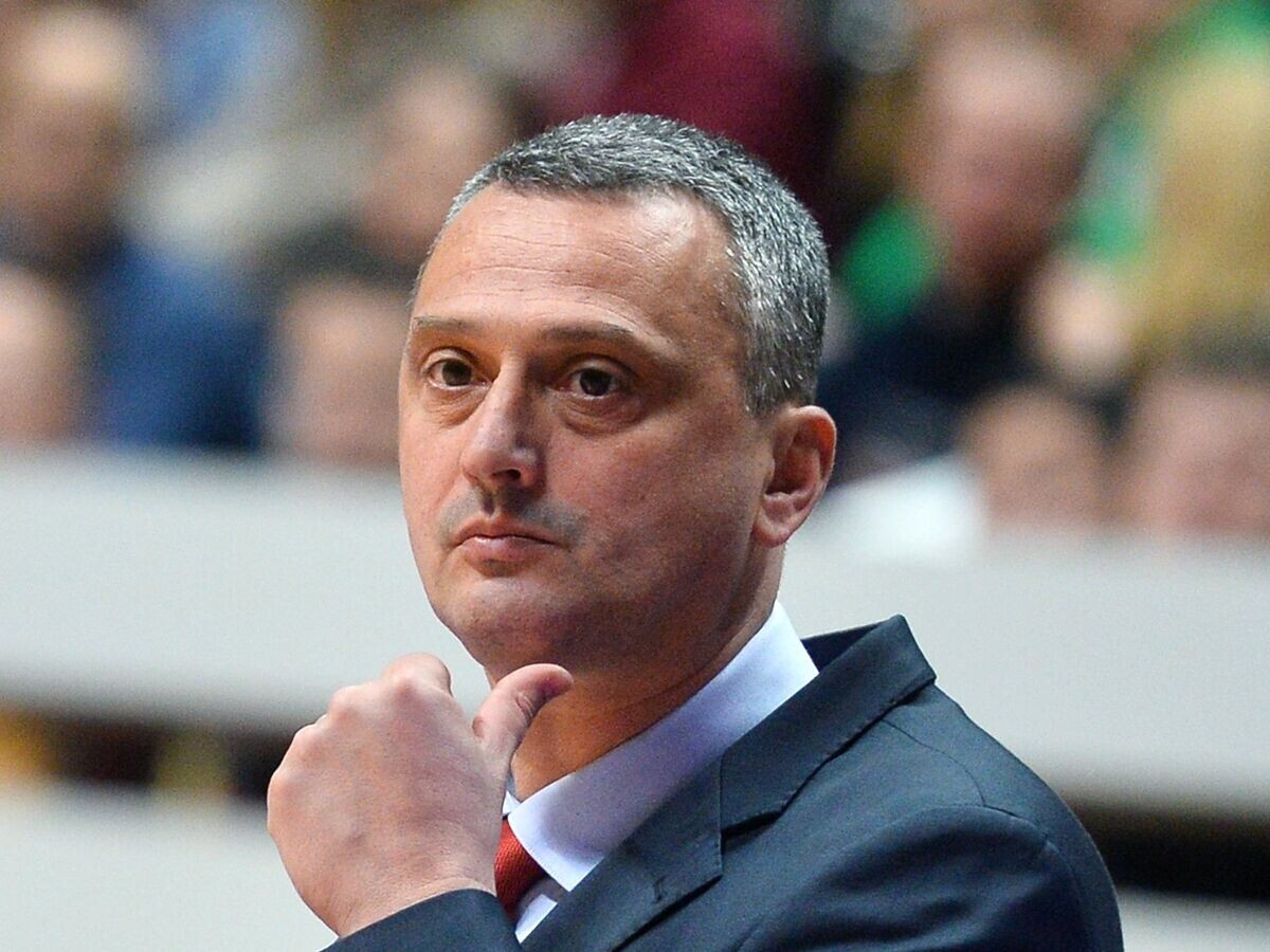    Главный тренер БК "Црвена Звезда" Деян Радонич | © РИА Новости / Максим Богодвид