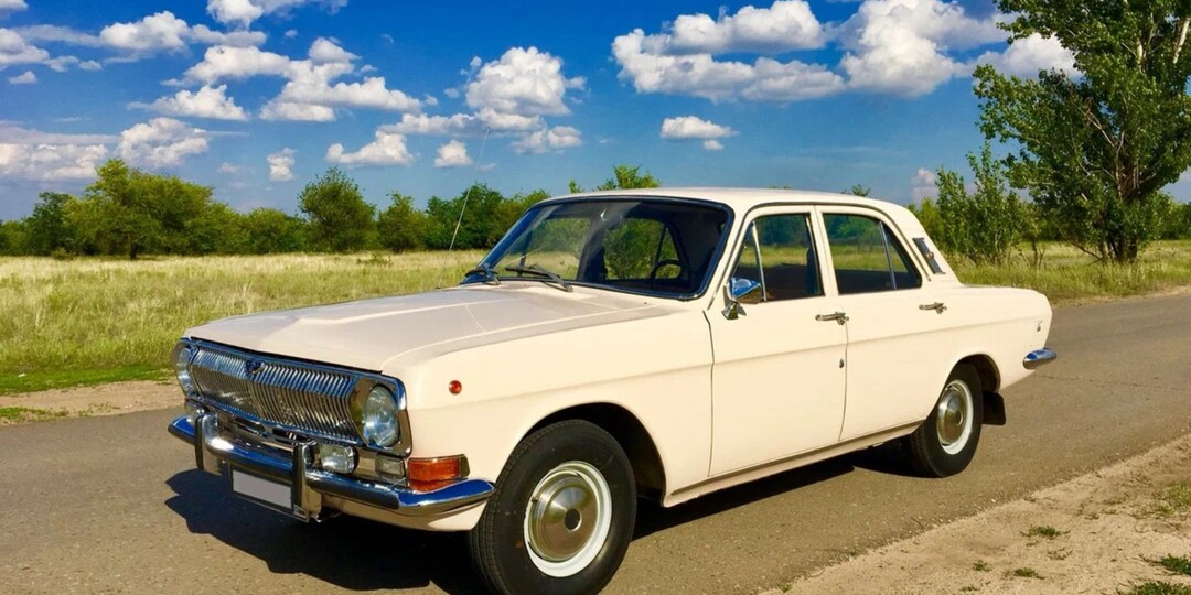 «Без роскоши, но с философией»: Рассказываю, на каких авто ездили известные советские артисты