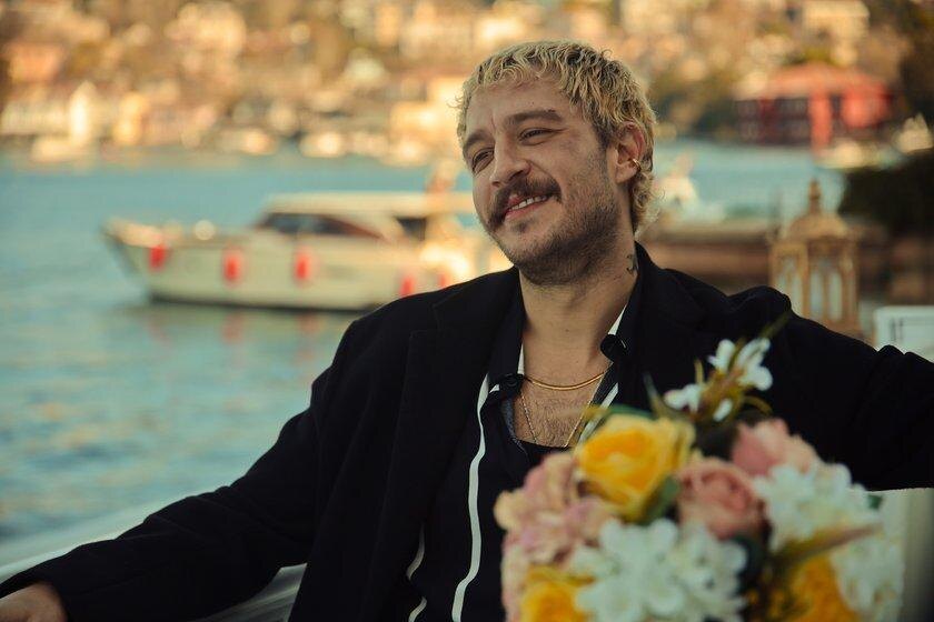 Фото из яндекс картинок. Ураз в роли Картала "Три куруша". 