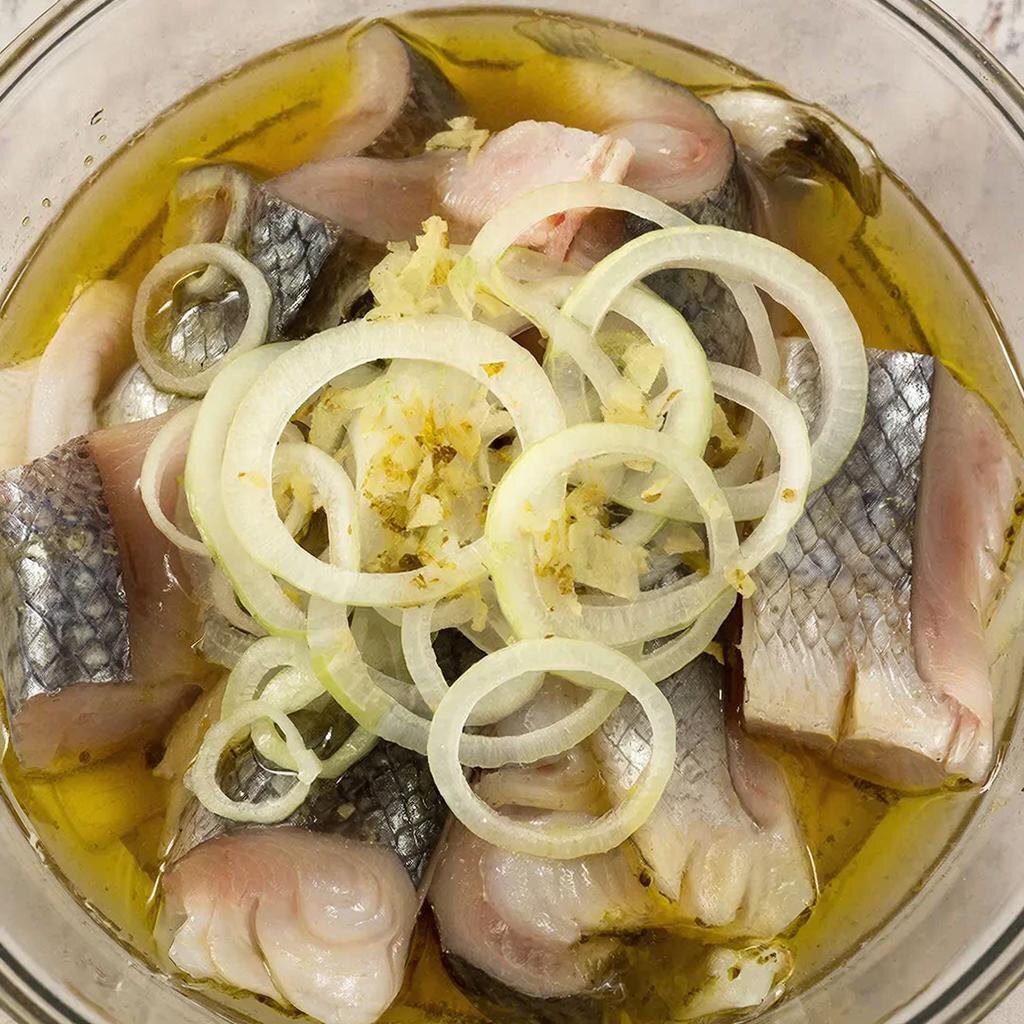 Миноги: Деликатес с характером и рецепт для гурманов