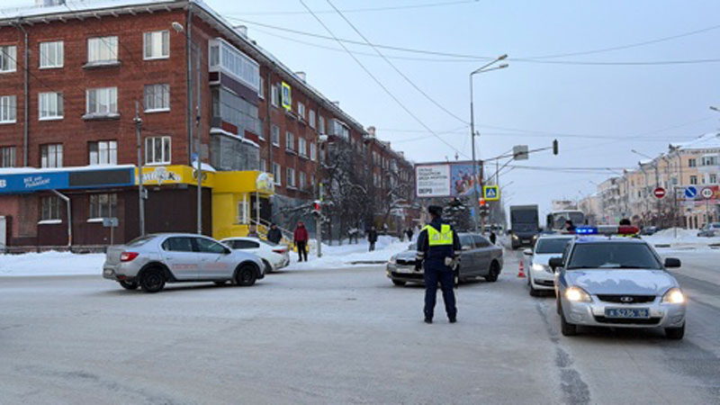 В Нижнем Тагиле в ДТП на перекрёстке пострадал 12-летний ребёнок