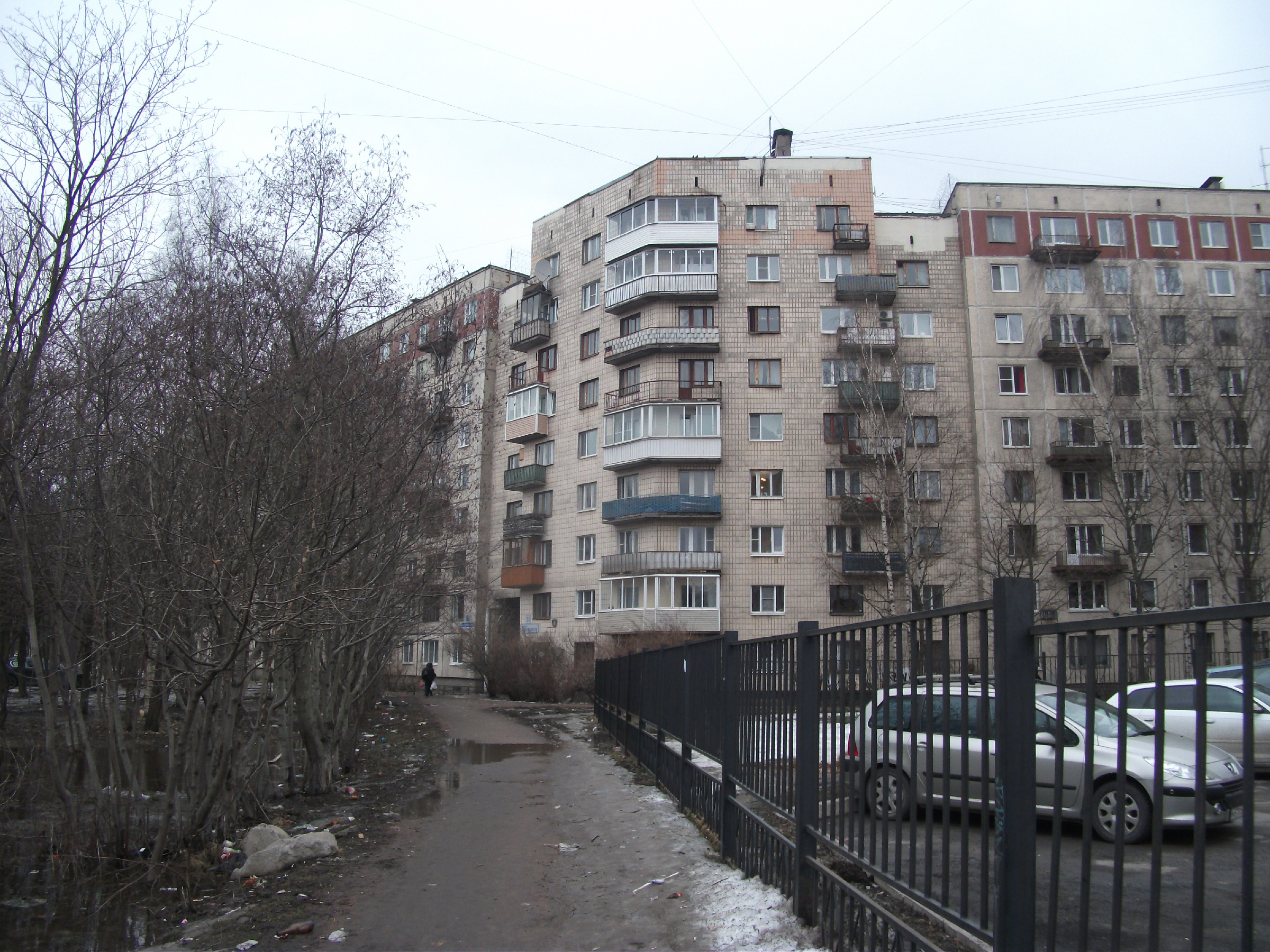 пр. Художников 21