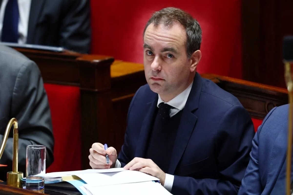    Нацобрание Франции отклонило восьмой вотум недоверия кабмину Лекорню