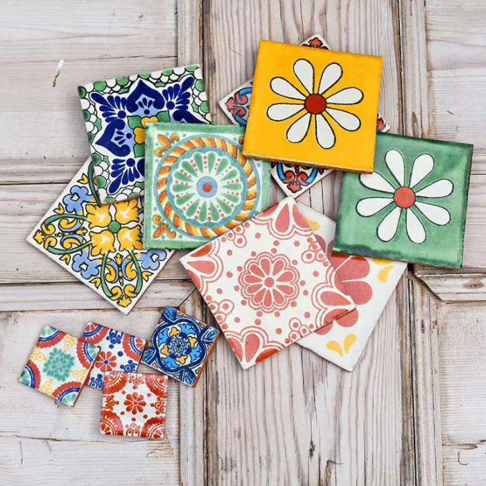 Фото Pillar Box Blue