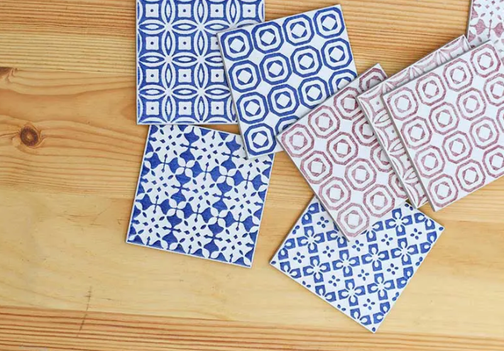 Фото Pillar Box Blue