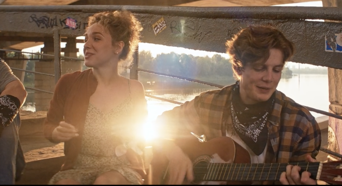 Кадр из фильма «Я делаю шаг»