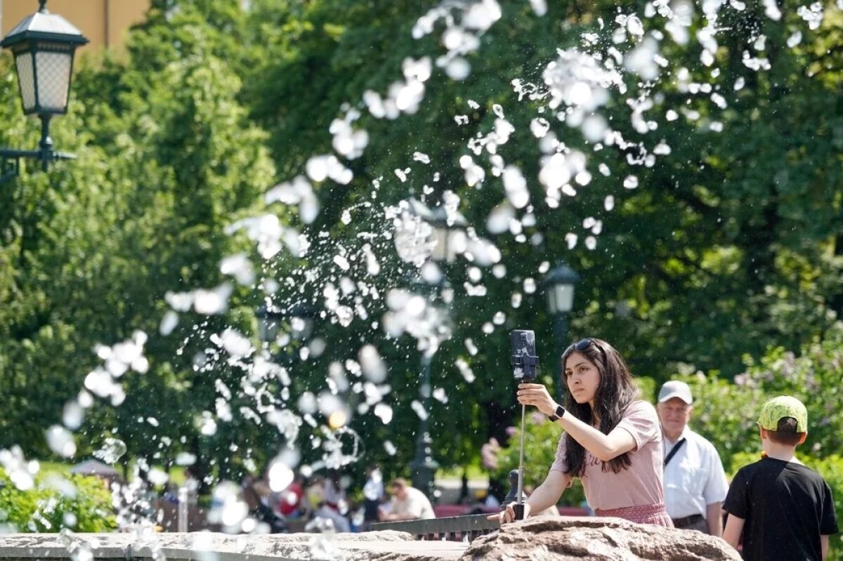    Согласно данным погодных ресурсов, в 2026 году май будет теплым.