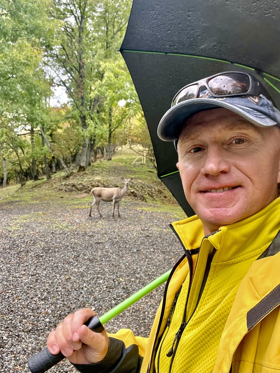 Всем привет, я Пётр, инструктор по туризму, в профессии 25 лет. Веду тур по Нацпарку Крымский. Скоро отправляюсь повышать квалификацию на УТС в Адыгею.