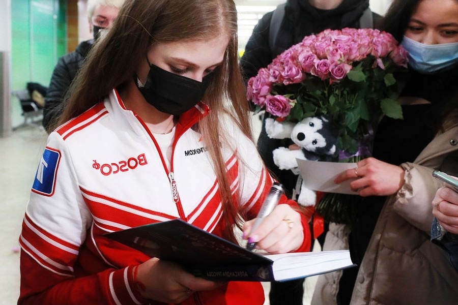 Особенно когда аудитория большая и эмоционально вовлеченная.