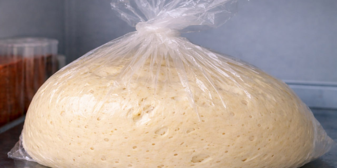 Это тесто — настоящая палочка-выручалочка. Идеальный рецепт дрожжевого теста