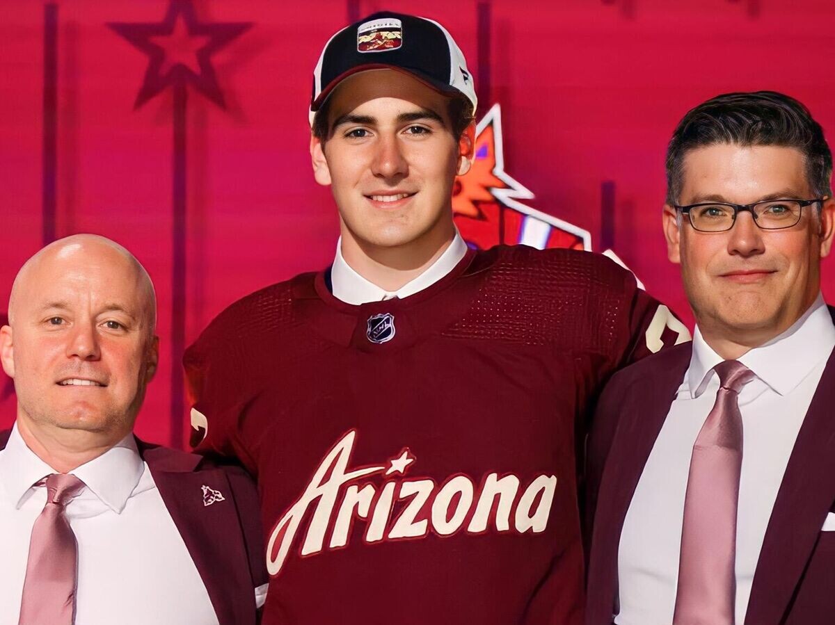    Дмитрий Симашев | © Фото : nhl.com