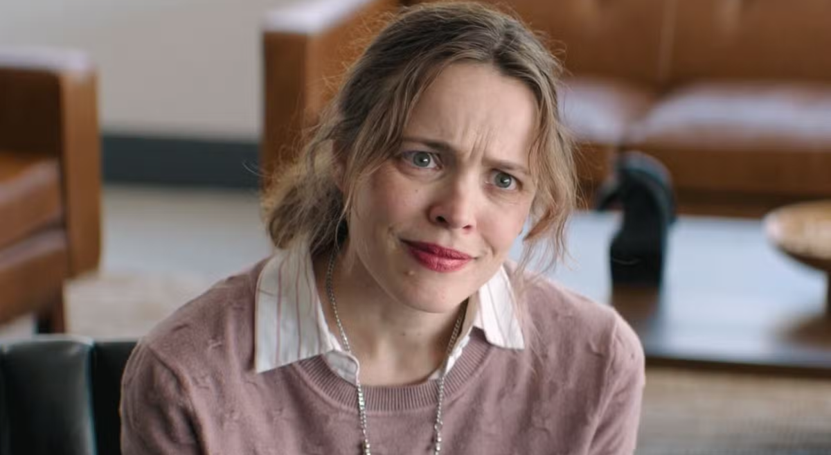 Кадр из фильма На помощь. Источник: kinopoisk.ru