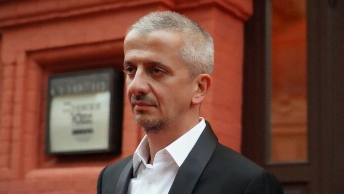    #image_title novostix