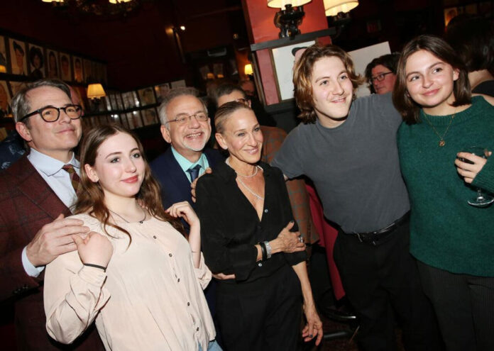    #image_title novostix