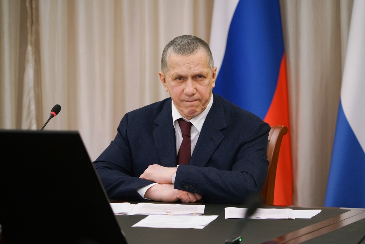 Юрий Трутнев прокомментировал проблемы с авиасообщением внутри ДФО.  Фото: Фото: предоставлено пресс-службой полпредства ДФО