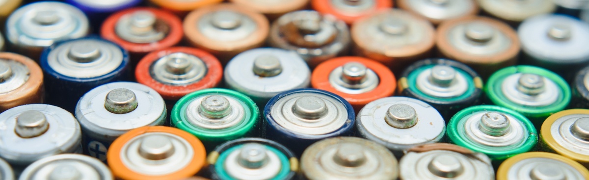    Основные типы аккумуляторов: Li-Ion, Ni-MH и Li-Po