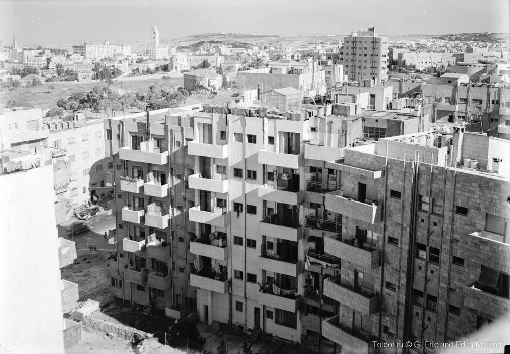 Улица Кинг Джордж в Иерусалиме, названная в честь британского короля Георга, 30-е годы 20 века 