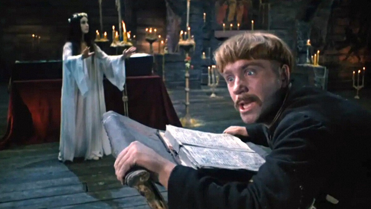 Картинка: кадр из фильма "Вий"