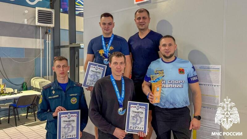 Команда Главного управления заняла первое место в соревнованиях по плаванию