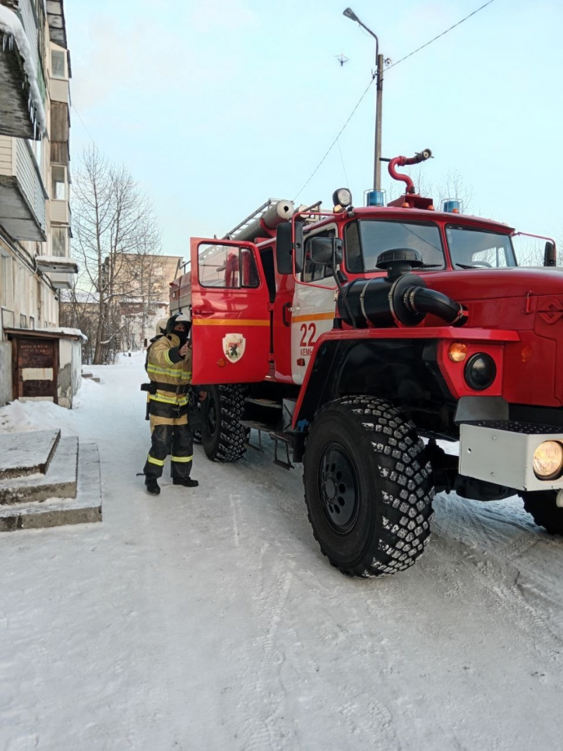    Мертвую пенсионерку нашли в собственной квартире в КемиГКУ РК «ОПС по Кемскому муниципальному округу» / VK