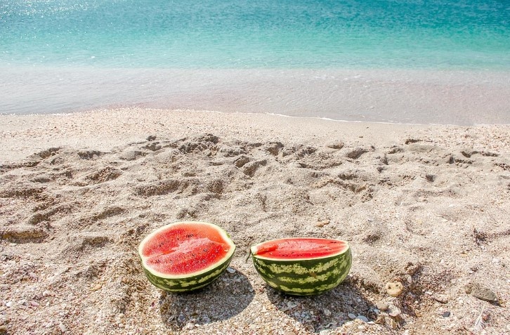 Когда лучше ехать на море летом 2026