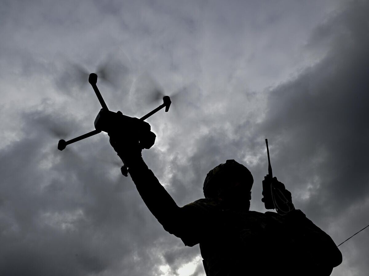    Боевая работа операторов БПЛА в зоне СВО | © РИА Новости / Сергей Бобылев