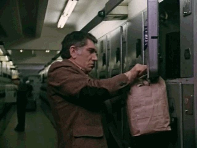 Кадр из кинофильма "Профессия следователь"