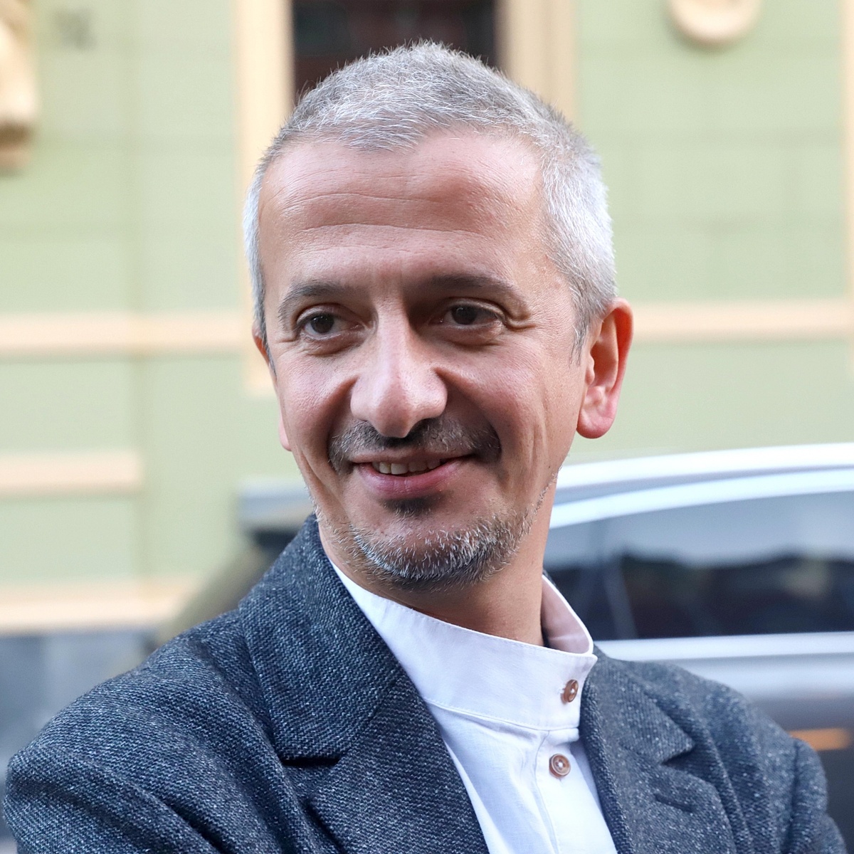    Константин Богомолов призвал коллег не переживать за его силыPersonastars