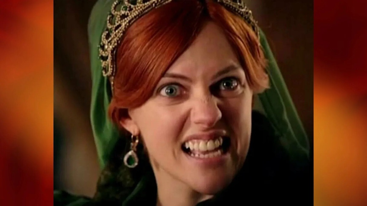 — Он околдовал ее.