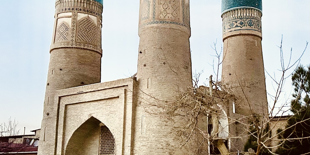 Узбекистан: «обитель знания» Бухара