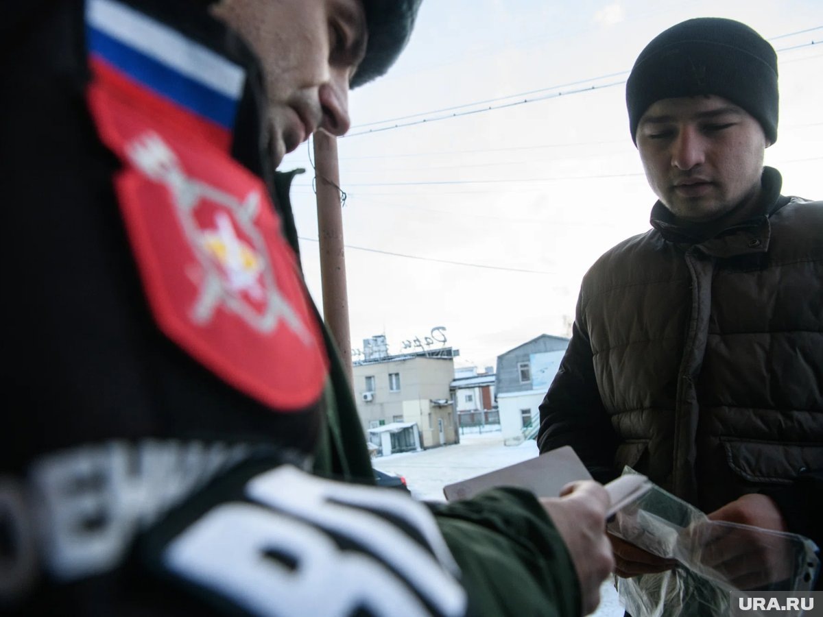     Мигранта-мошенника отправили в СИЗО