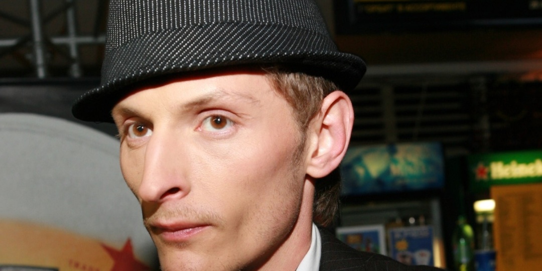 «Извинись, пензенский дрыщ!»: Волю унизили за шутку над мировой звездой, которая, в отличие от комика, честно отдала долг родине в армии