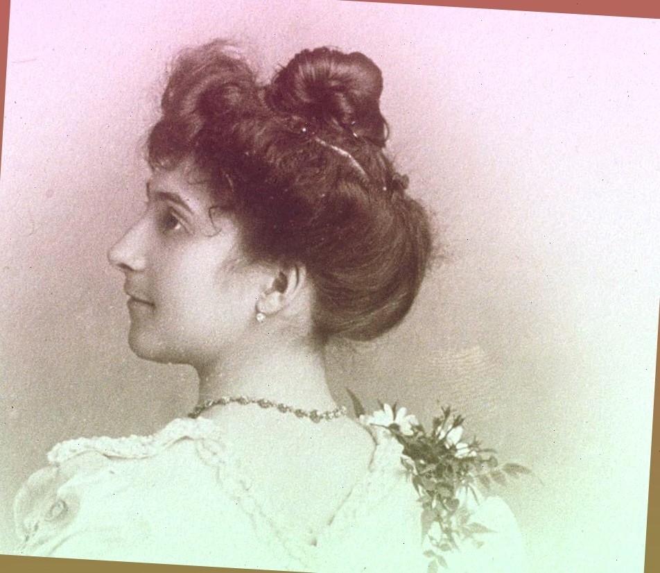 Жанна Кальман в 20 лет