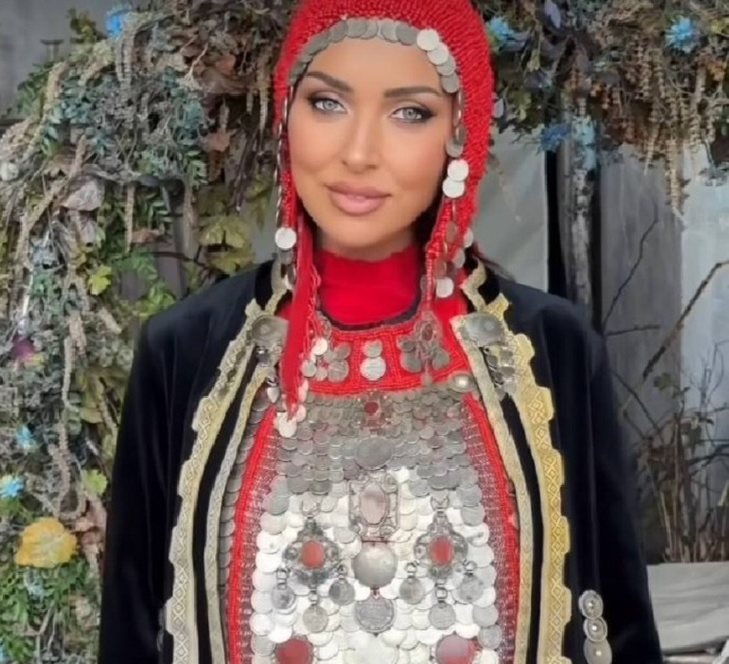 Певица Алсу — фигура, вызывающая живые дискуссии в Башкирии. 