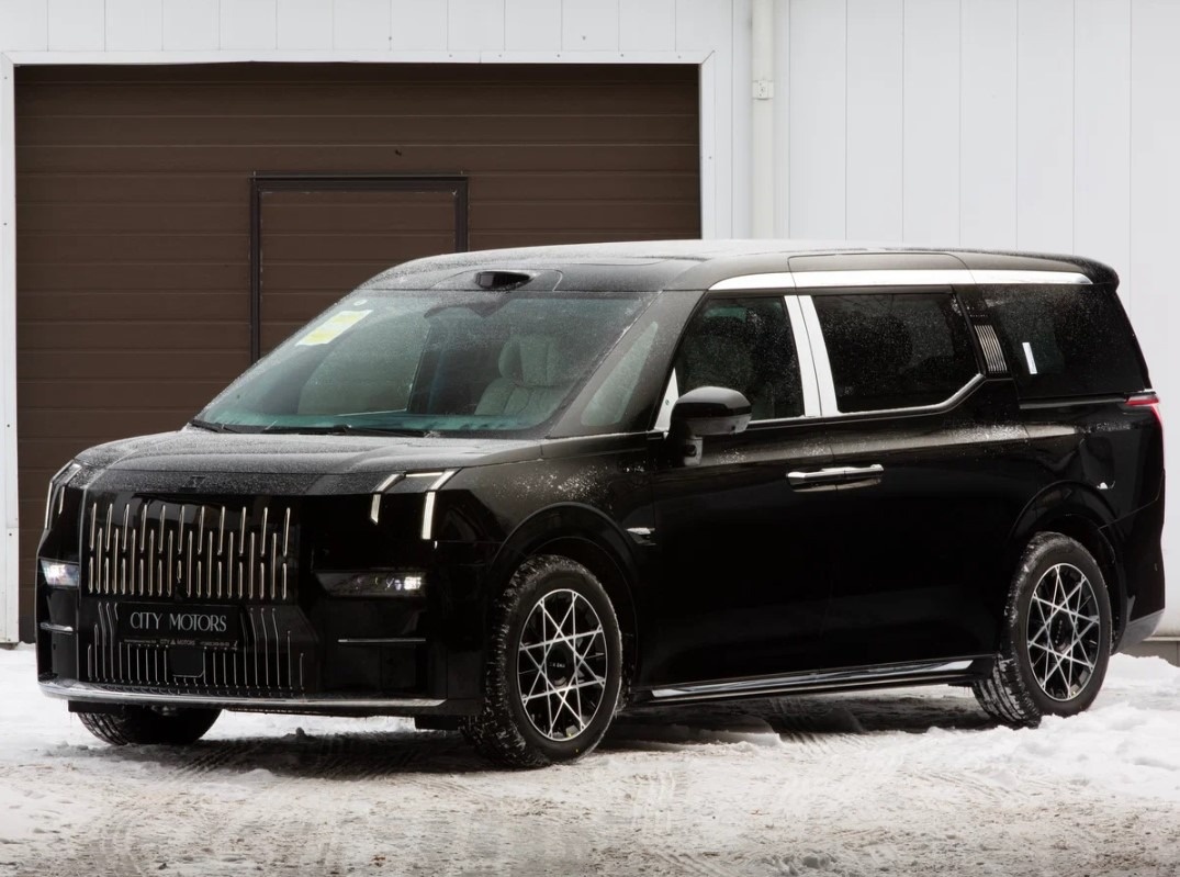 Минивэн Zeekr 009