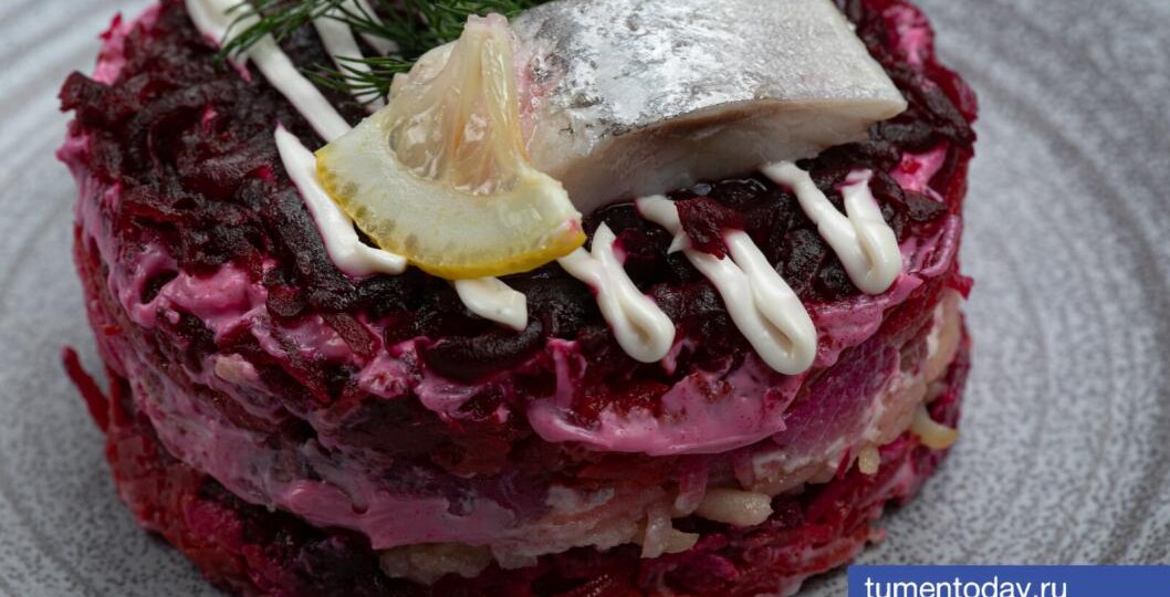 Тюменцам рассказали, как справиться с пятном от свеклы на ковре