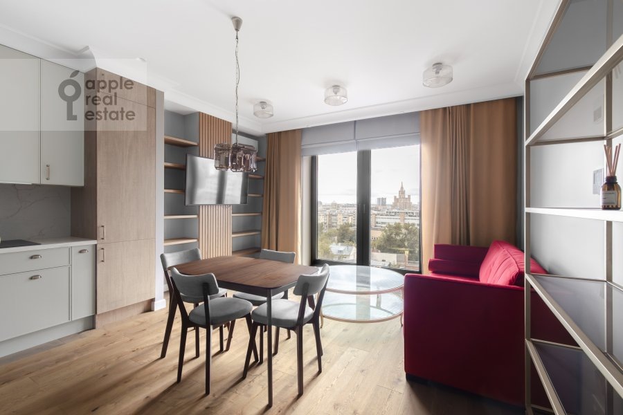 Фото из архива Apple Real Estate