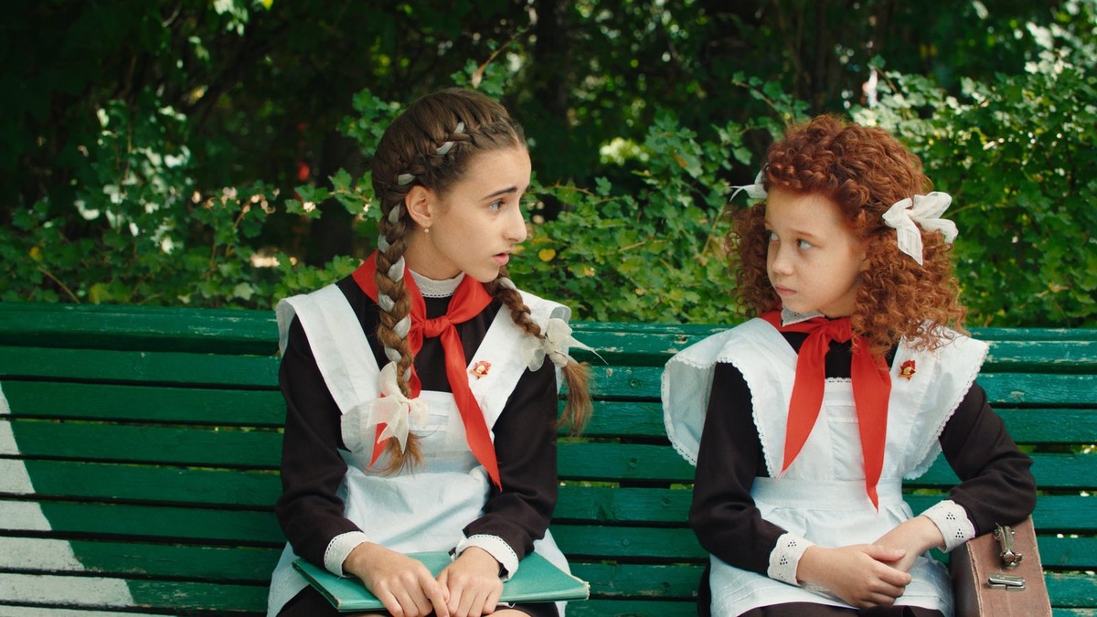 Манюня общается с Наринэ