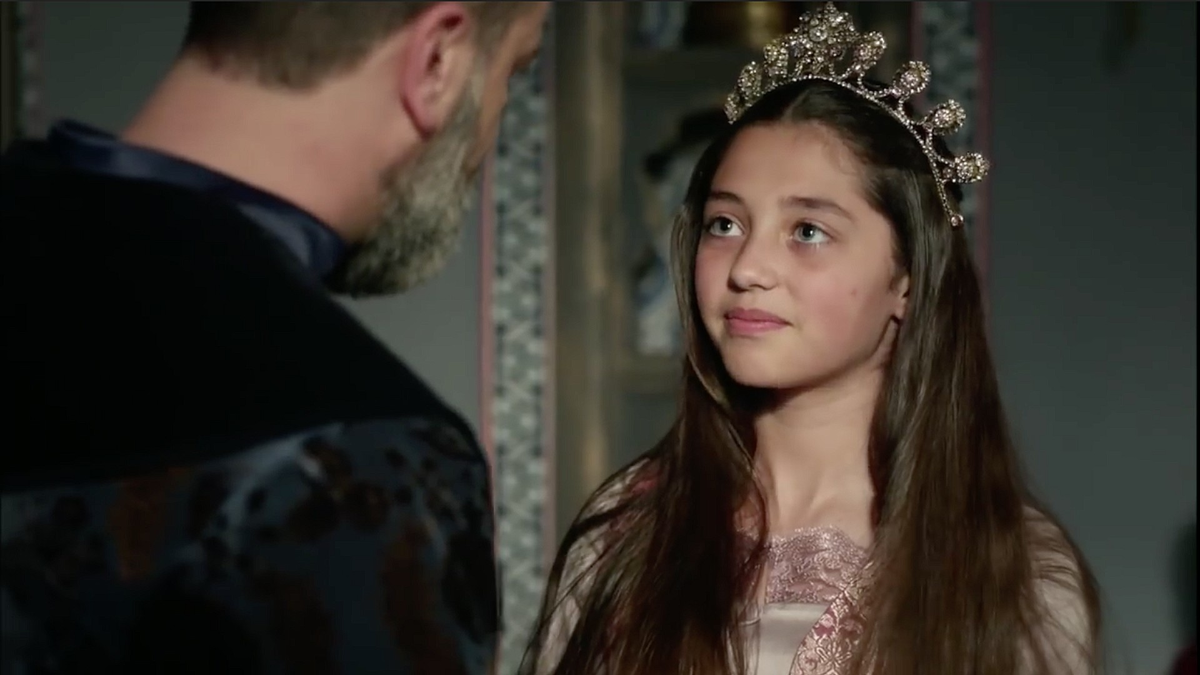 Фрагмент турецкого сериала "Великолепный век", Айше Хюма-Шах
