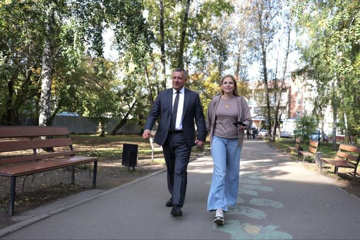 Игорь и Наталья Кобзевы. Фото Telegram / #кобзевнасвязи