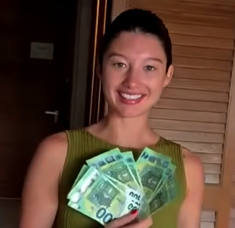 Радость эскортницы. "За деньги Да", как говорится! (картинка с канала Малахова)